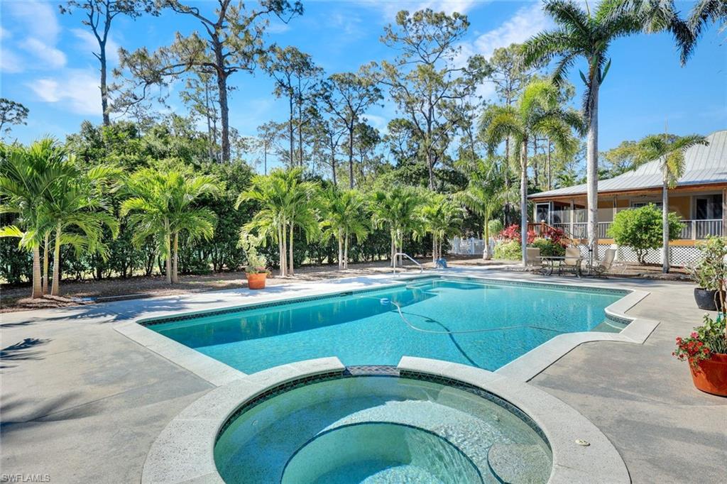 OAKES ESTATES - Residential