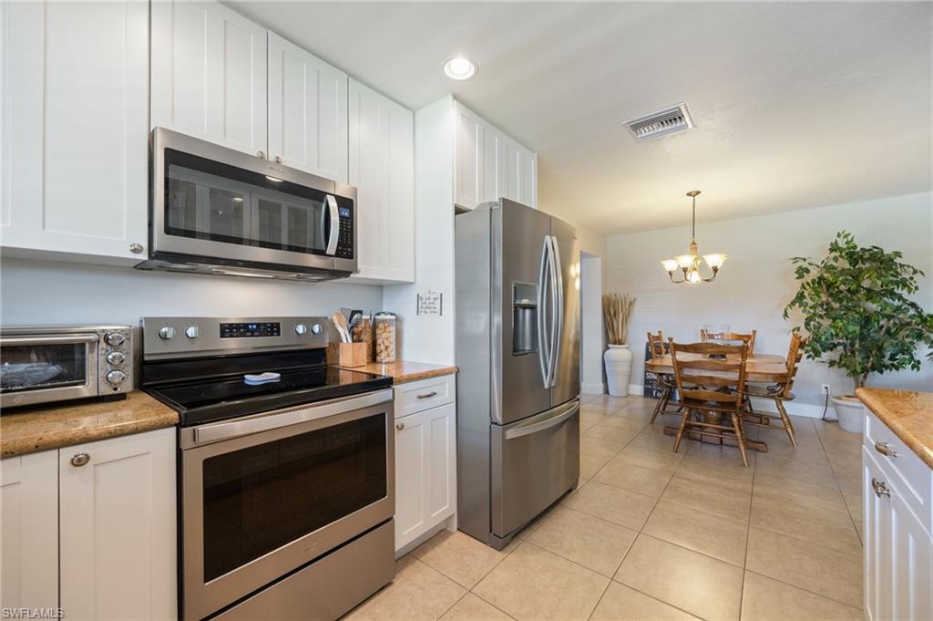 YACHT CLUB - Residential