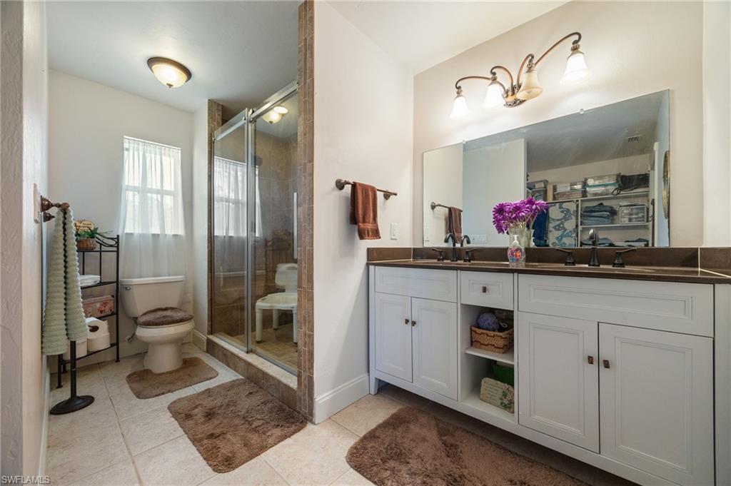 YACHT CLUB - Residential