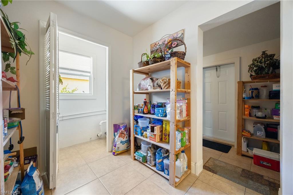 YACHT CLUB - Residential