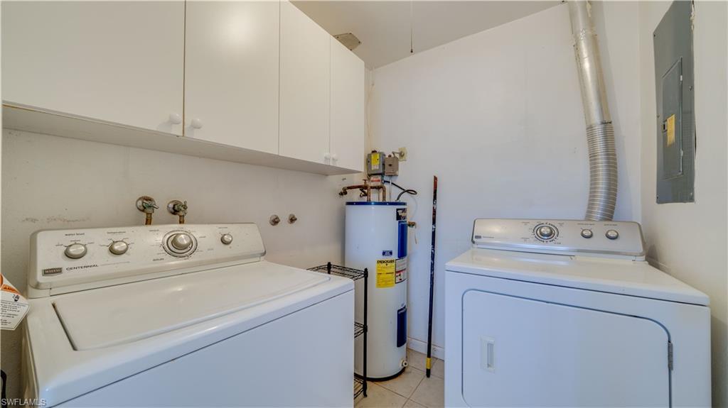 CAPE CORAL - Residential Lease