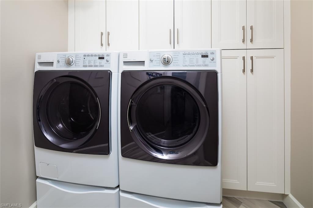 BAY SHORE PLACE - Residential