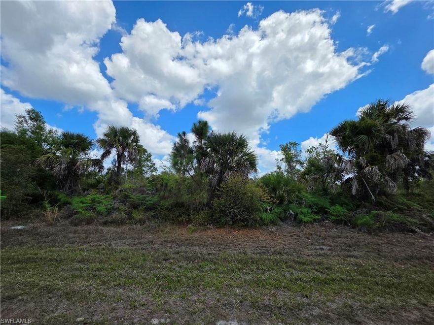Build your dream home on this 10,000 sq ft homesite ideally located in the growing community of Port Charlotte. Enjoy easy access to US-41, making commutes to Sarasota or Fort Myers simple and convenient. This prime location puts you right in the heart of it all—just minutes from two MLB Spring Training stadiums, a wide variety of shopping and dining options, scenic public parks, and some of Southwest Florida’s most beautiful Gulf Coast beaches, all within a short 30-minute drive.

For builders and investors, this property presents a great opportunity in an area experiencing steady growth with strong demand for new construction—ideal for a spec home or long-term hold. Whether you're looking to build now or invest for the future, this property offers the perfect blend of location, lifestyle, and upside potential.