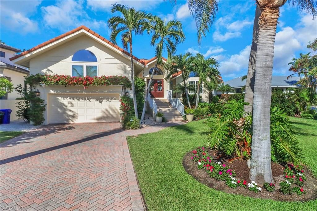 Photo of 1275 Cobia CT, NAPLES, FL 34102 (MLS # 225073056)