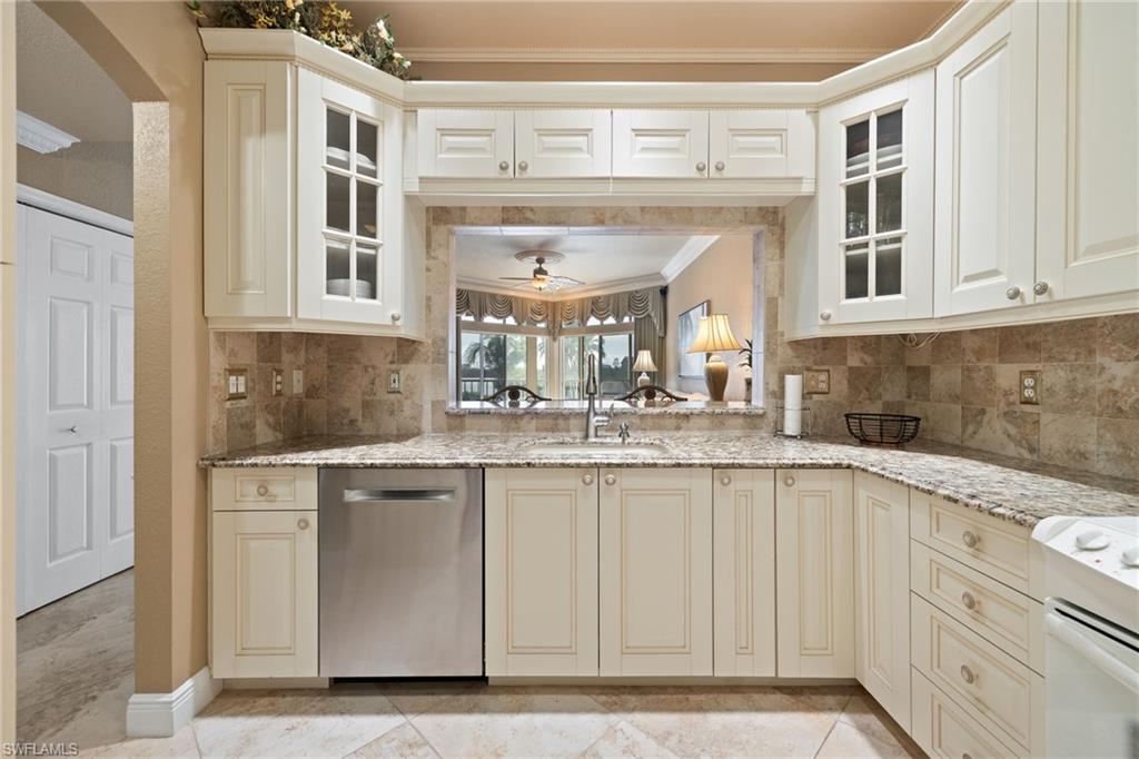 BOARDWALK CAPER - Residential