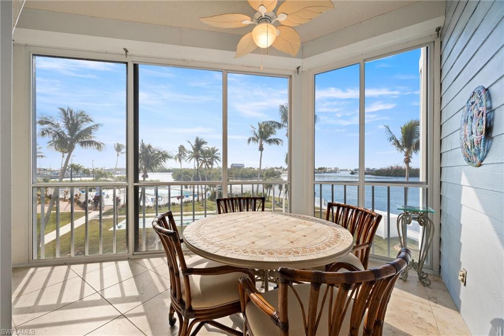 BOARDWALK CAPER - Residential