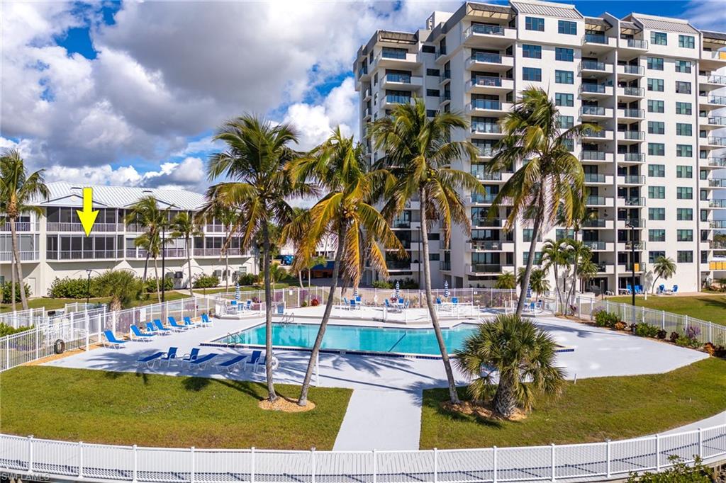 BOARDWALK CAPER - Residential