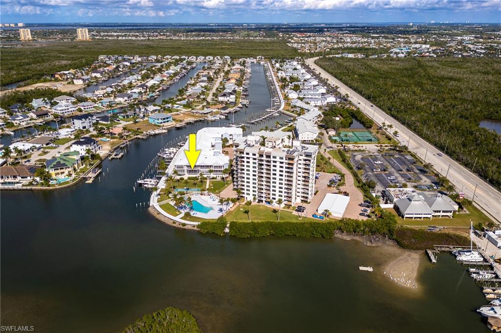 BOARDWALK CAPER - Residential