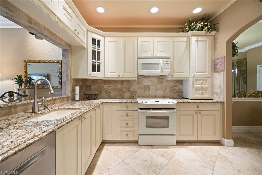 BOARDWALK CAPER - Residential