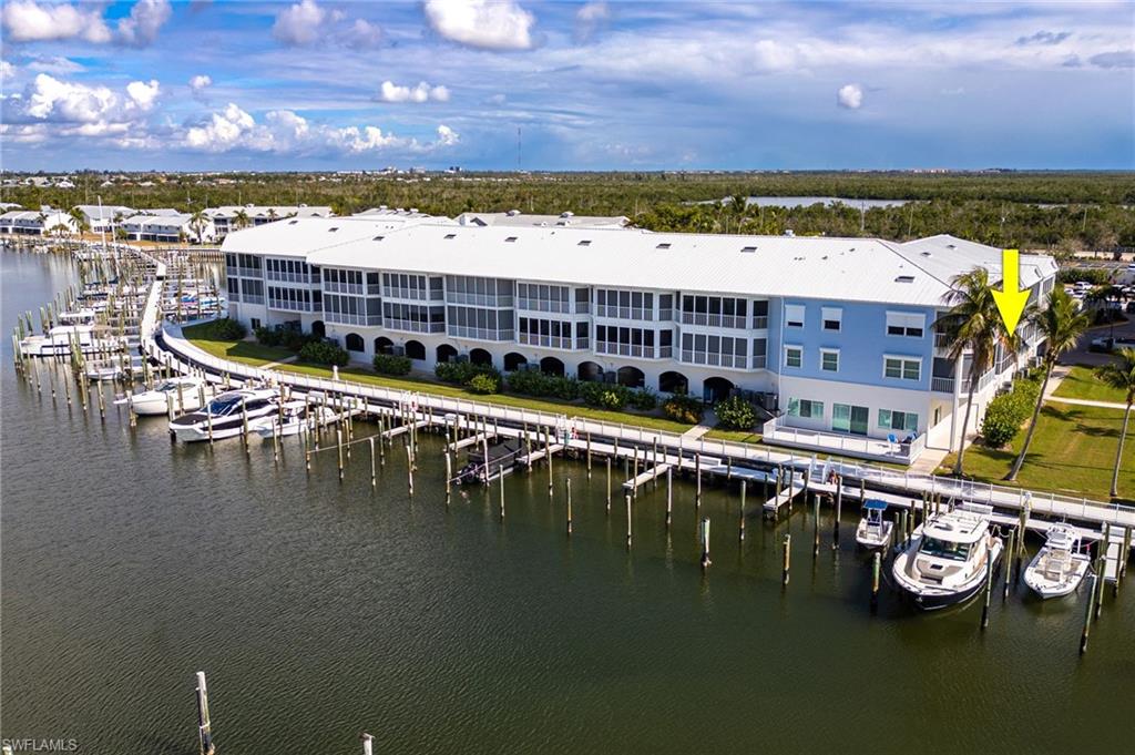 BOARDWALK CAPER - Residential