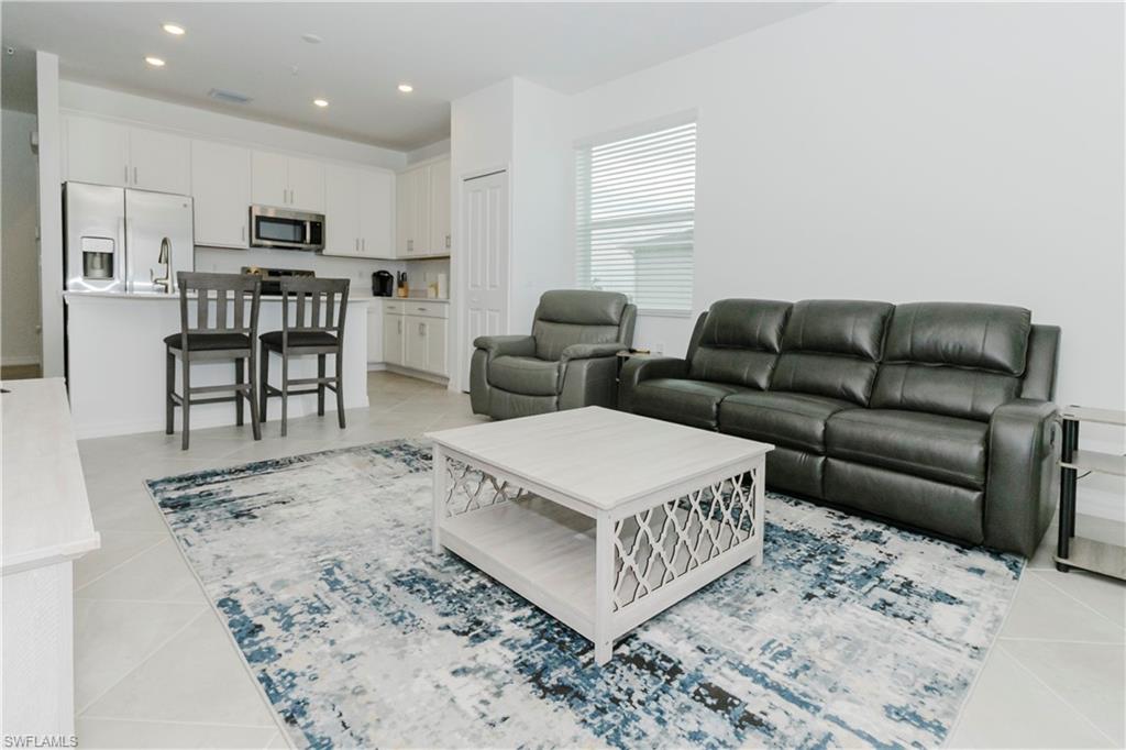 IBIS LANDING - Residential Lease