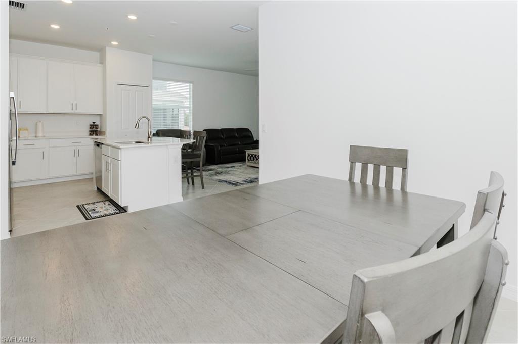 IBIS LANDING - Residential Lease