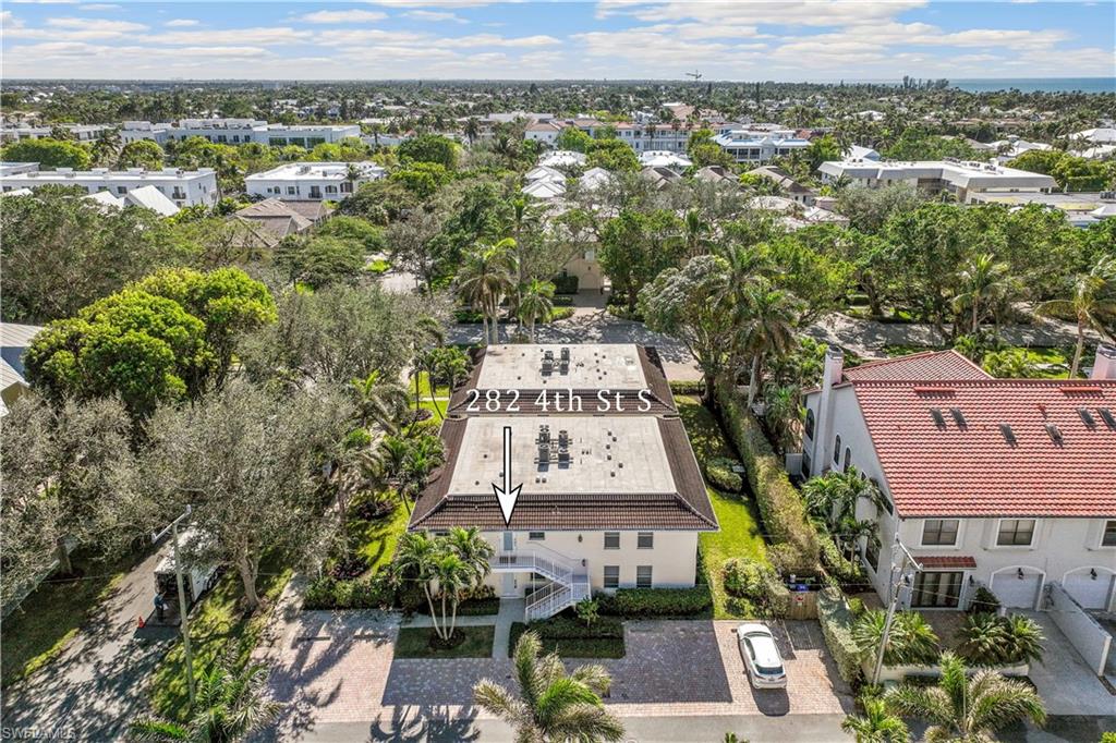 BEACH BREEZE - Residential Lease