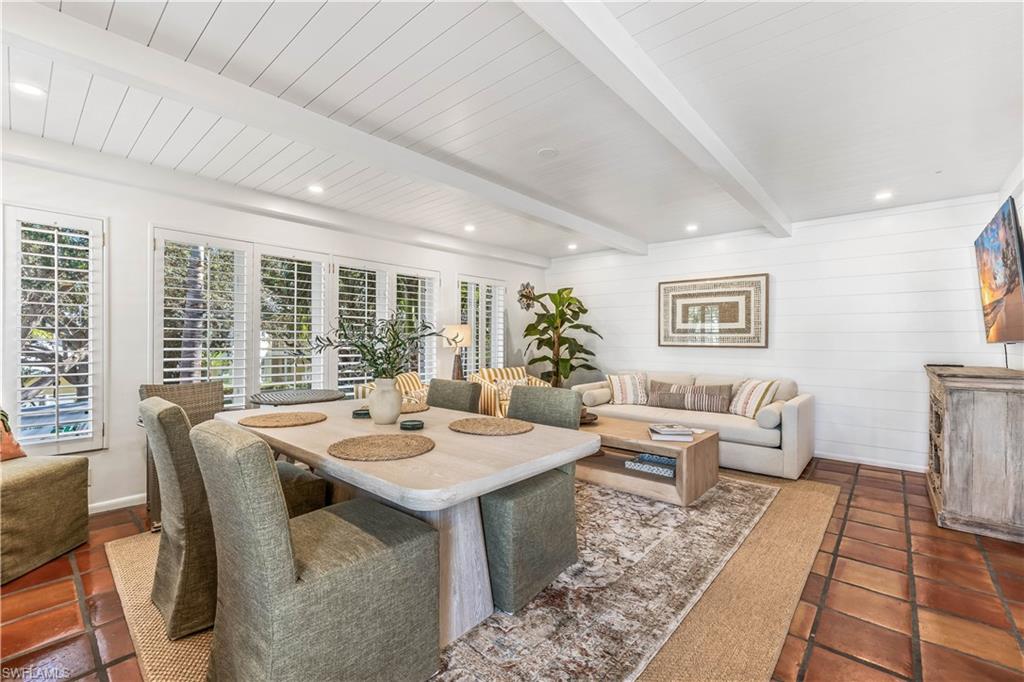 BEACH BREEZE - Residential Lease