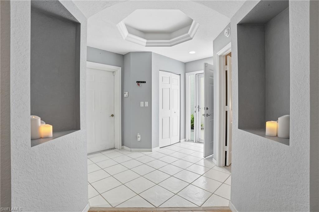 CARRIAGE HOMES AT WOODS EDGE - Residential