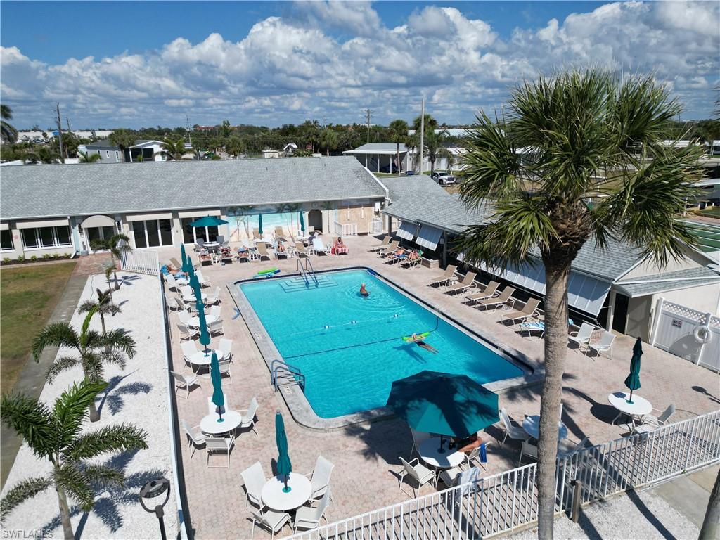 BAYSIDE ESTATES - Land