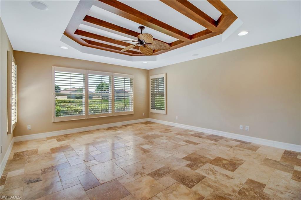 SATURNIA LAKES - Residential