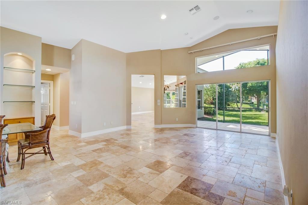 SATURNIA LAKES - Residential