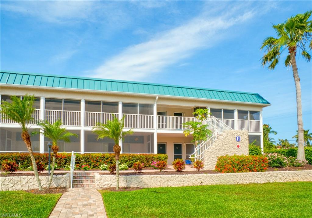 SANIBEL ARMS WEST CONDO - Residential