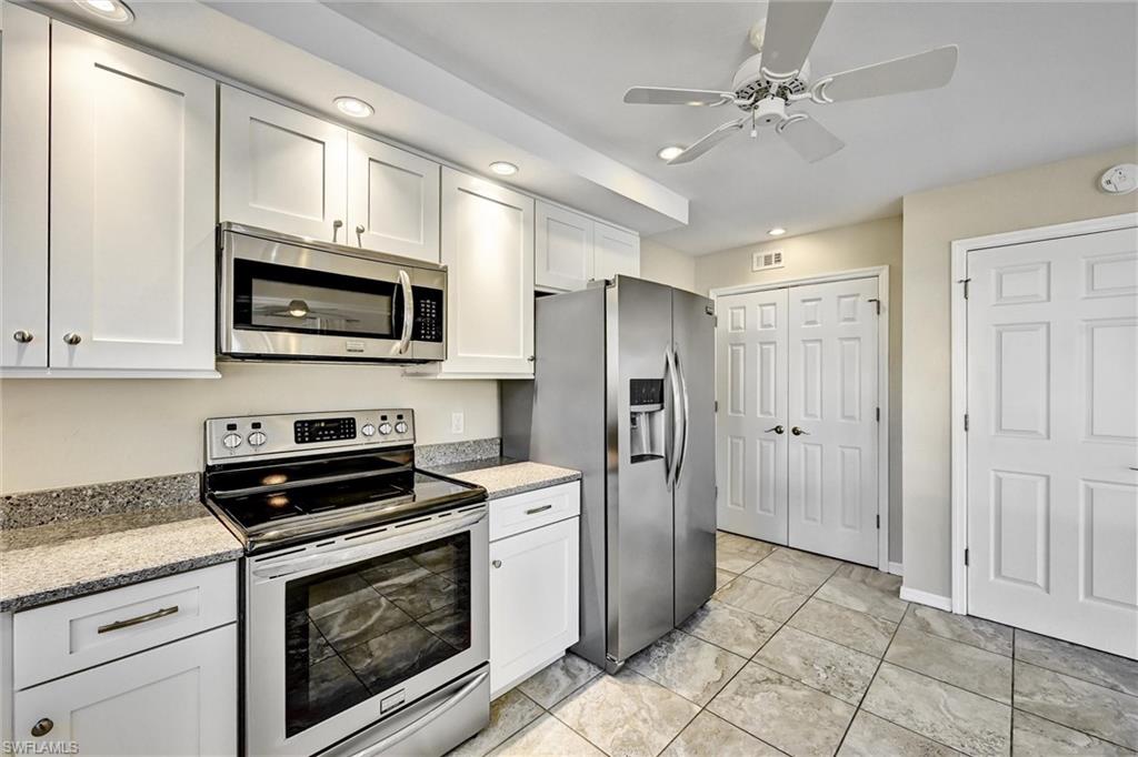 CALOOSA BAYVIEW - Residential