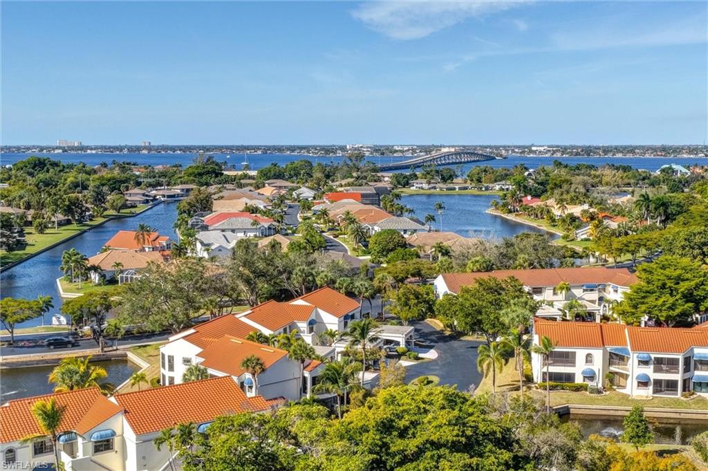 CALOOSA BAYVIEW - Residential