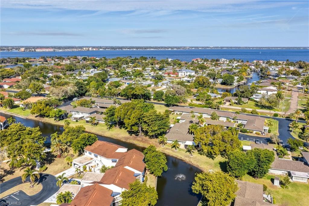 CALOOSA BAYVIEW - Residential