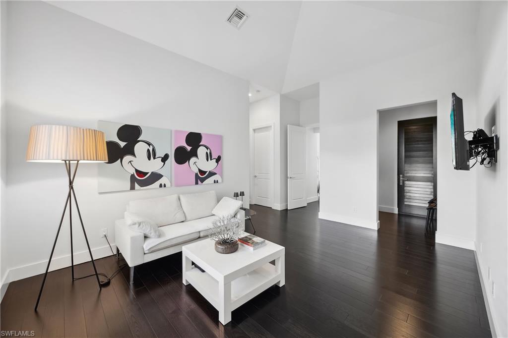 PARK SHORE - Residential