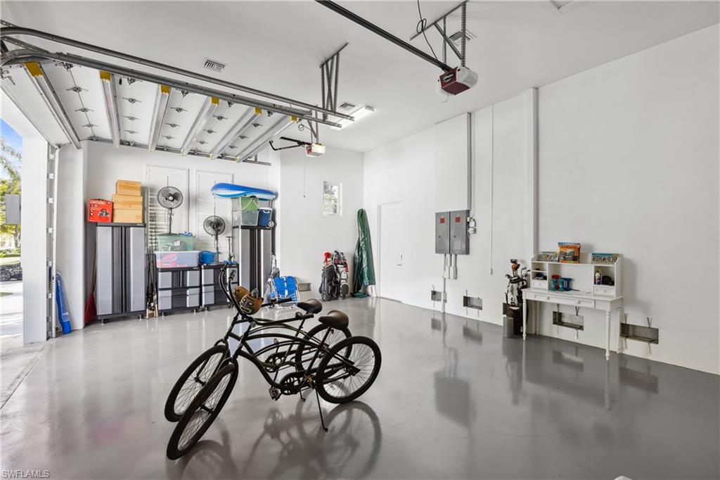 PARK SHORE - Residential