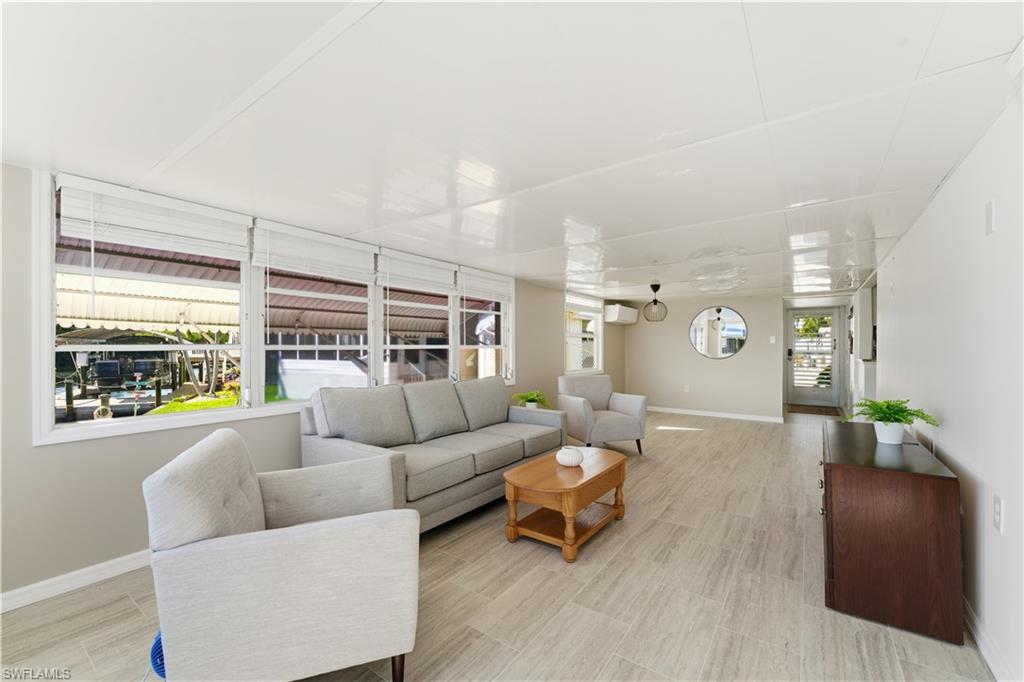 BAYSIDE ESTATES - Residential