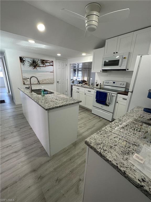 BAYSIDE ESTATES - Residential