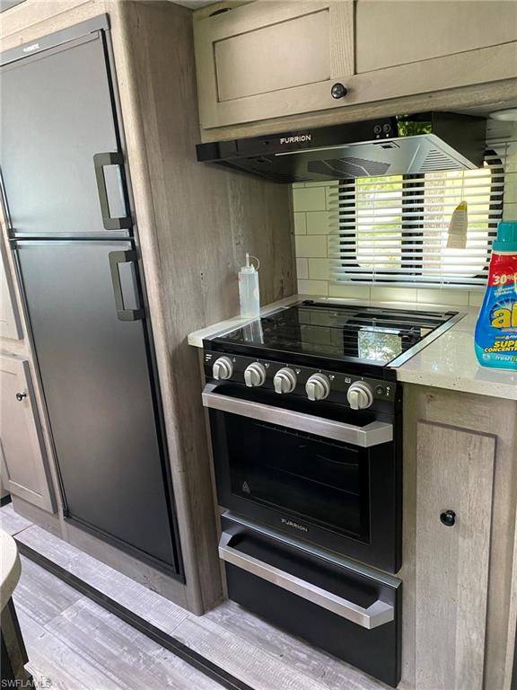 LABELLE - Residential Lease