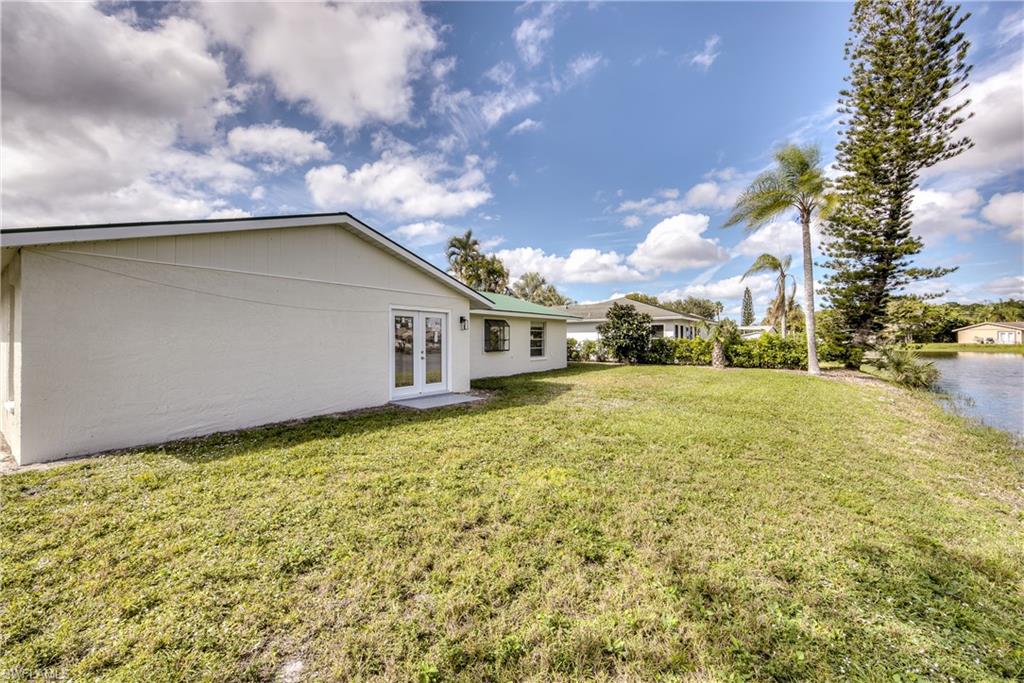 SANDY HOLLOW - Residential