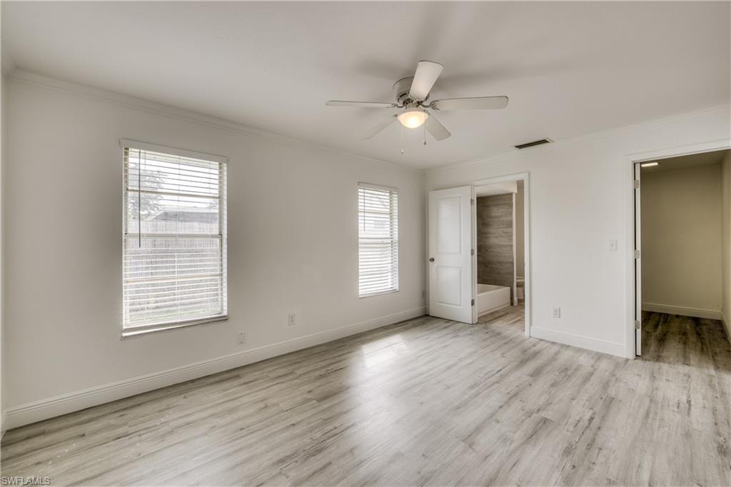 SANDY HOLLOW - Residential