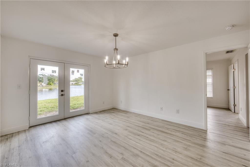 SANDY HOLLOW - Residential