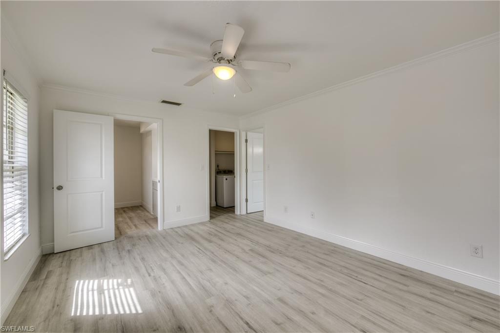 SANDY HOLLOW - Residential