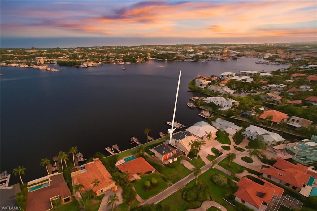 ROYAL HARBOR - Residential