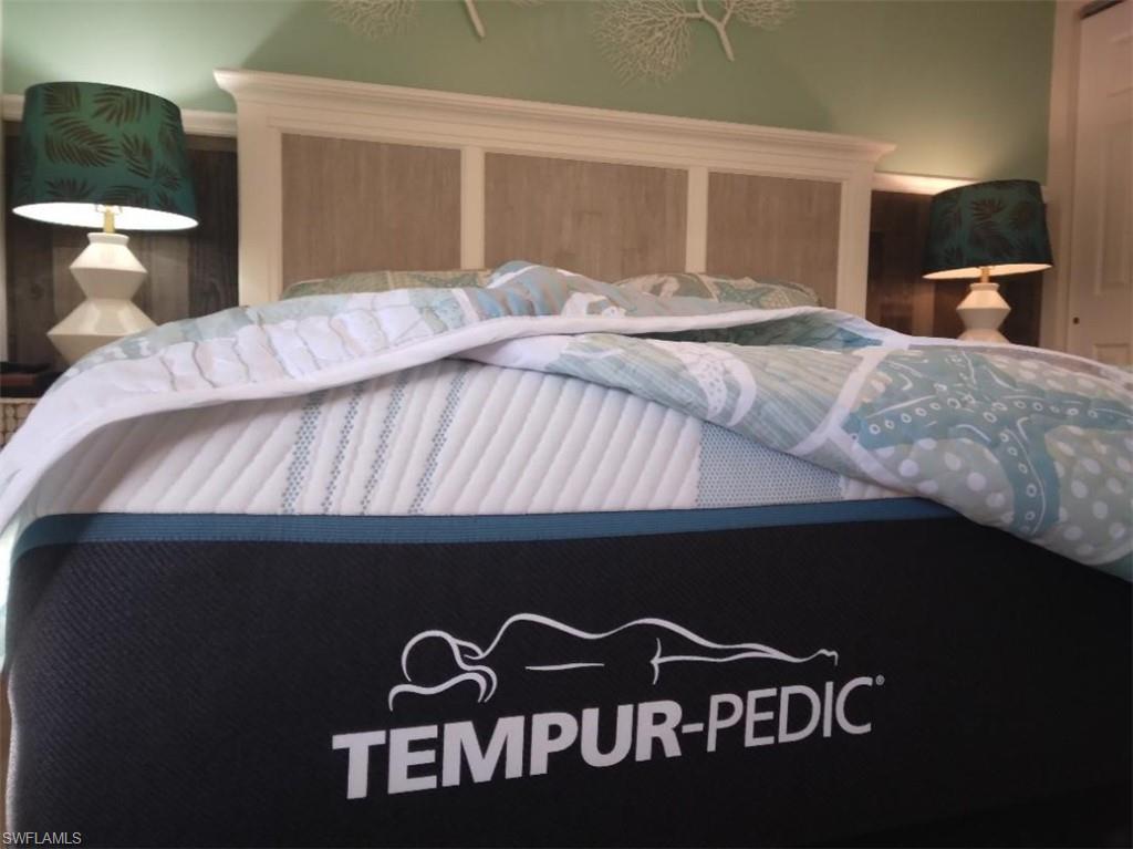 LOVERS KEY BEACH CLUB - Residential