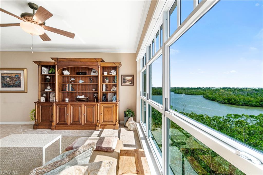 BAREFOOT BEACH CLUB - Residential