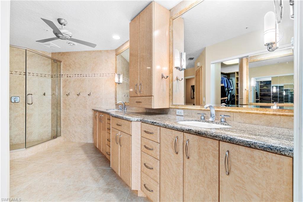 BAREFOOT BEACH CLUB - Residential