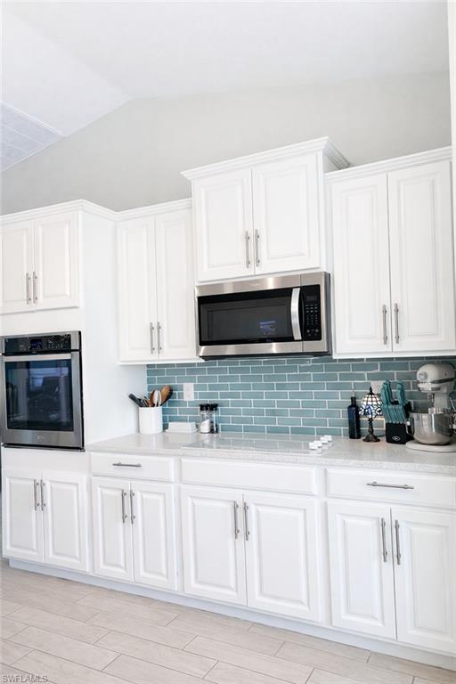 CHARLOTTE SHORES - Residential