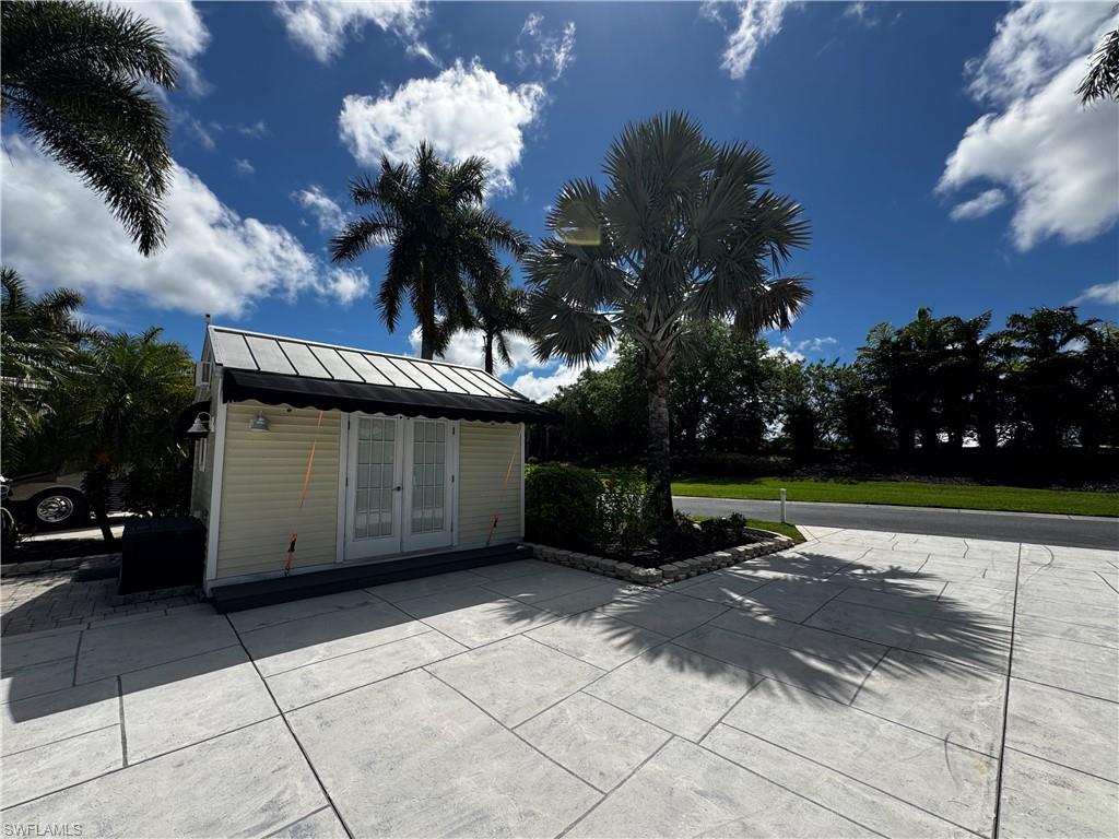 RIVERBEND MOTORCOACH RESORT - Land