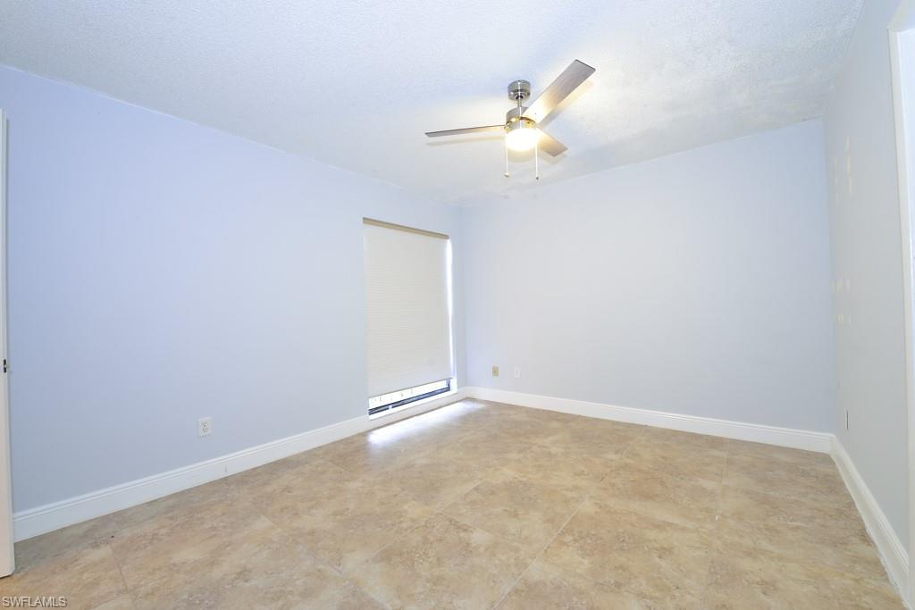 SAN CARLOS PARK - Residential