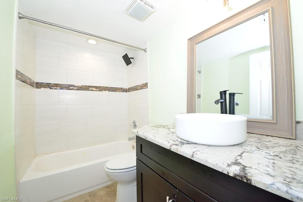 SAN CARLOS PARK - Residential