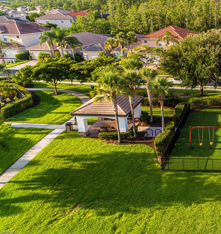 BOTANICA LAKES - Residential Lease