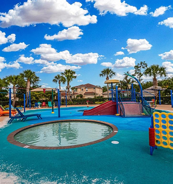 BOTANICA LAKES - Residential Lease