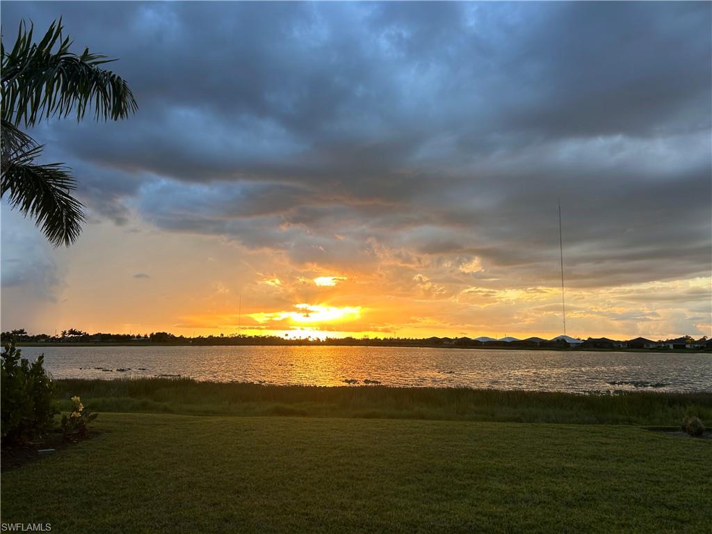 WATERVIEW LANDING - Residential