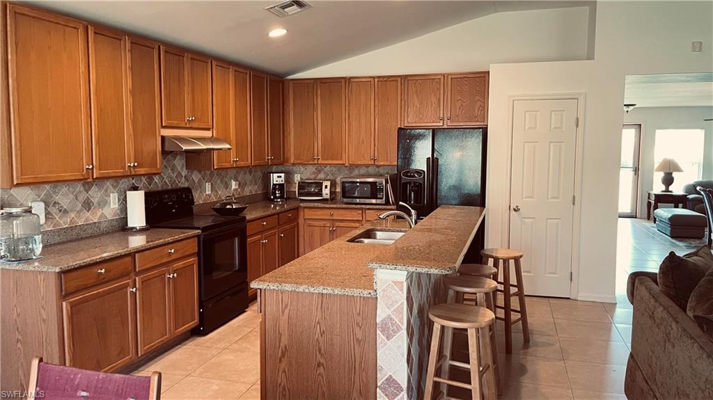 TOWN LAKES - Residential