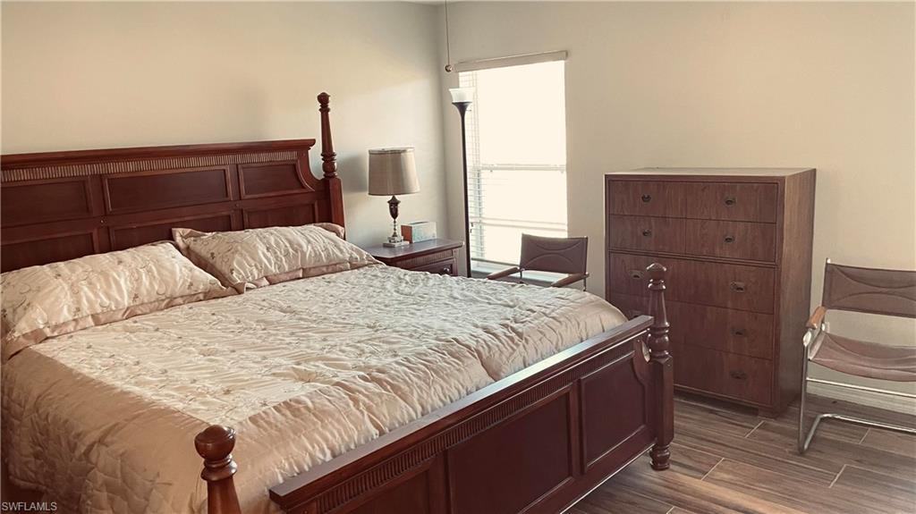 TOWN LAKES - Residential