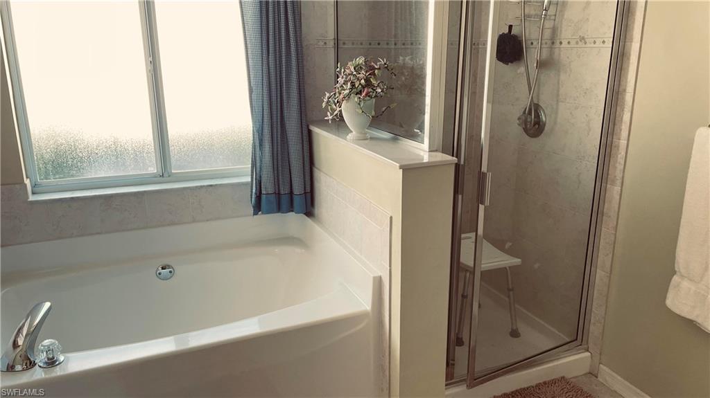 TOWN LAKES - Residential