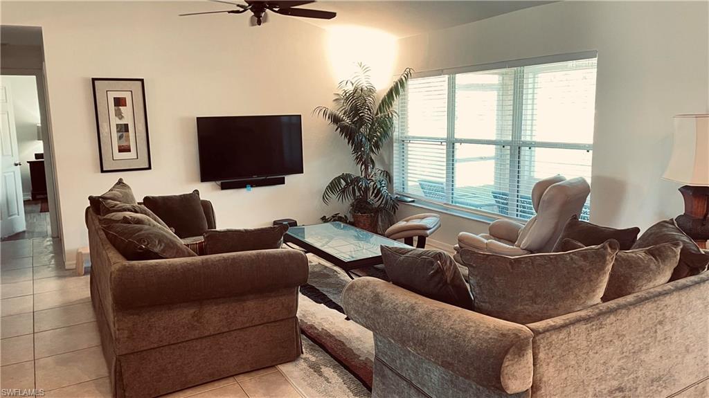 TOWN LAKES - Residential